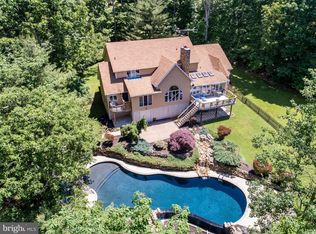 2726 Shamer Ln, Hampstead, MD 21074