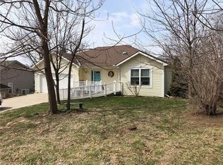 116 Waller Ave, Excelsior Springs, MO 64024