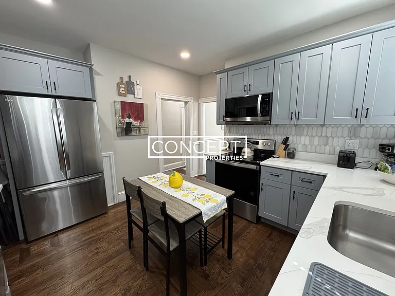 76 Congreve St #1 — Photo 3
