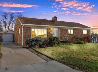 2219 Chandler St SW, Cedar Rapids, IA 52404