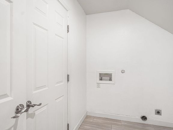 5th image of 4447 Rancho Centro NW
