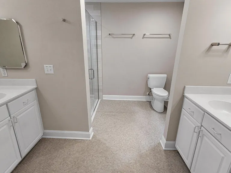 1225 Winston St — Photo 32