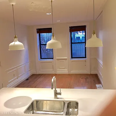 Rented by Living New York | media 12