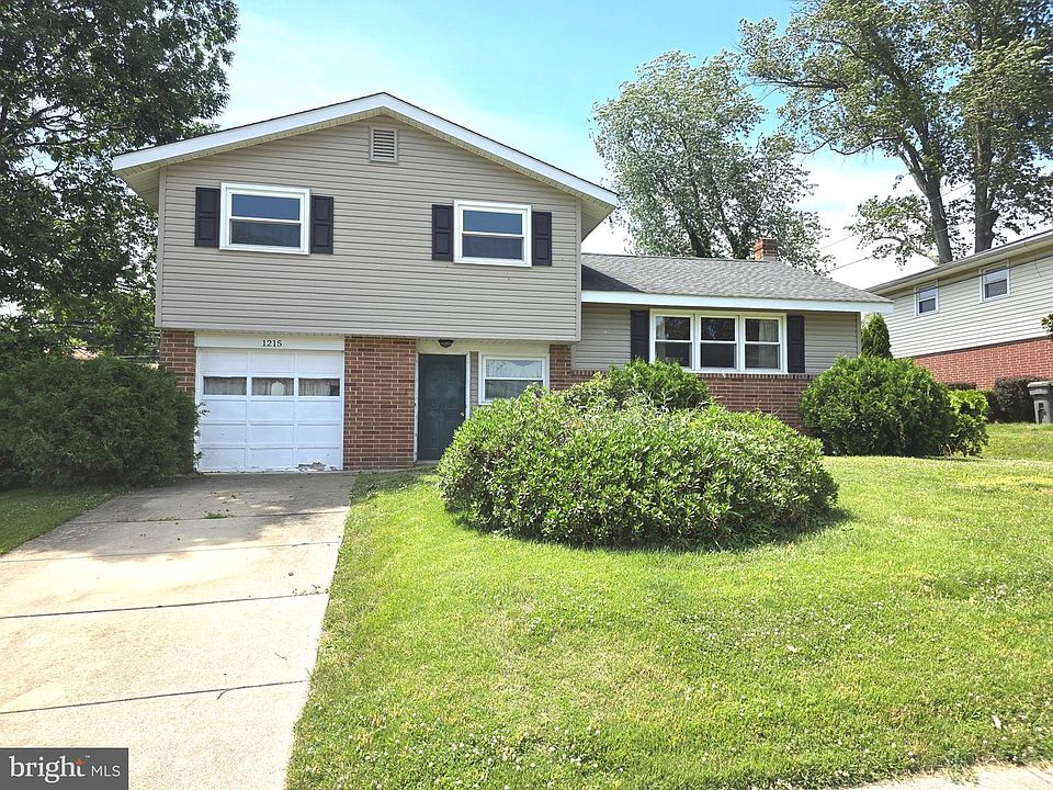1st image of 1215 Ipswich Dr