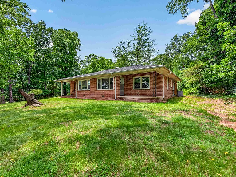 1272 Rio Rd E — Photo 22