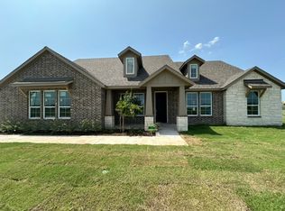 3104 White Oak Rd, Terrell, TX 75161