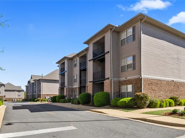 2301 Veterans Memorial Pkwy APT 408, Tuscaloosa, AL 35405