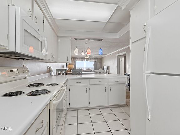 5th image of 5801 Thomas Dr Unit 712
