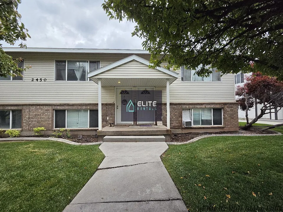 3 bed, 1.0 bath, 1200 sqft, $1,200