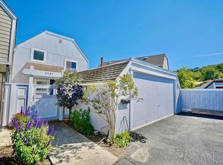 2581 Topaz Dr, Novato, CA 94945
