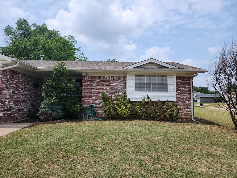 1 Cheyenne Dr — Photo 3