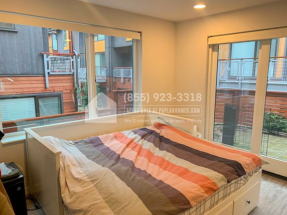 5th image of 6525 34th Ave NE #A