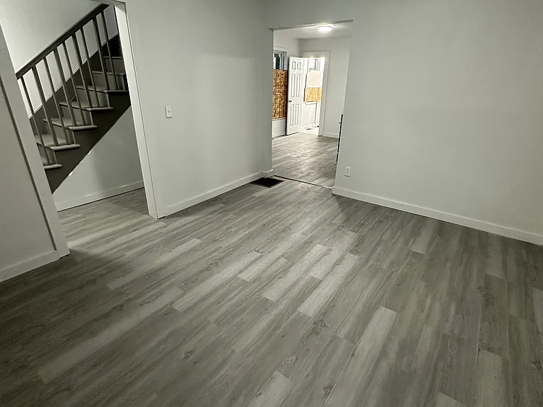 242 Newhall St #1 — Photo 6