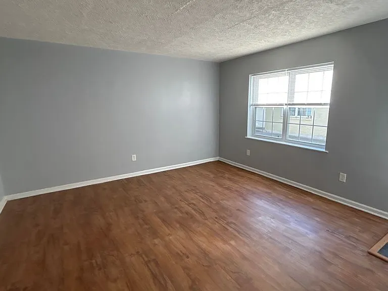 519 Bluff Ave SW — Photo 18