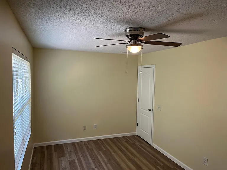 421 Bridgewater Way — Photo 19