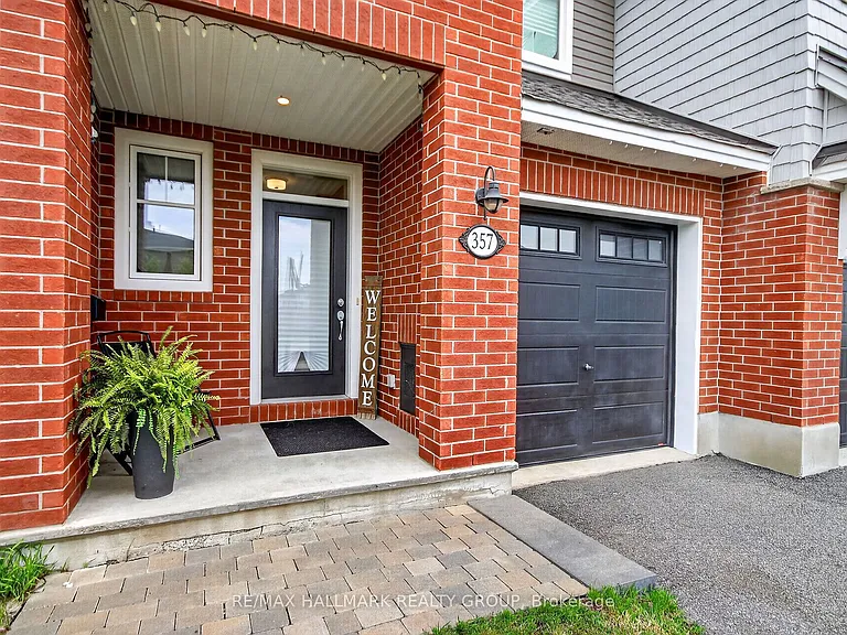 357 Barrett Farm Dr — Photo 2