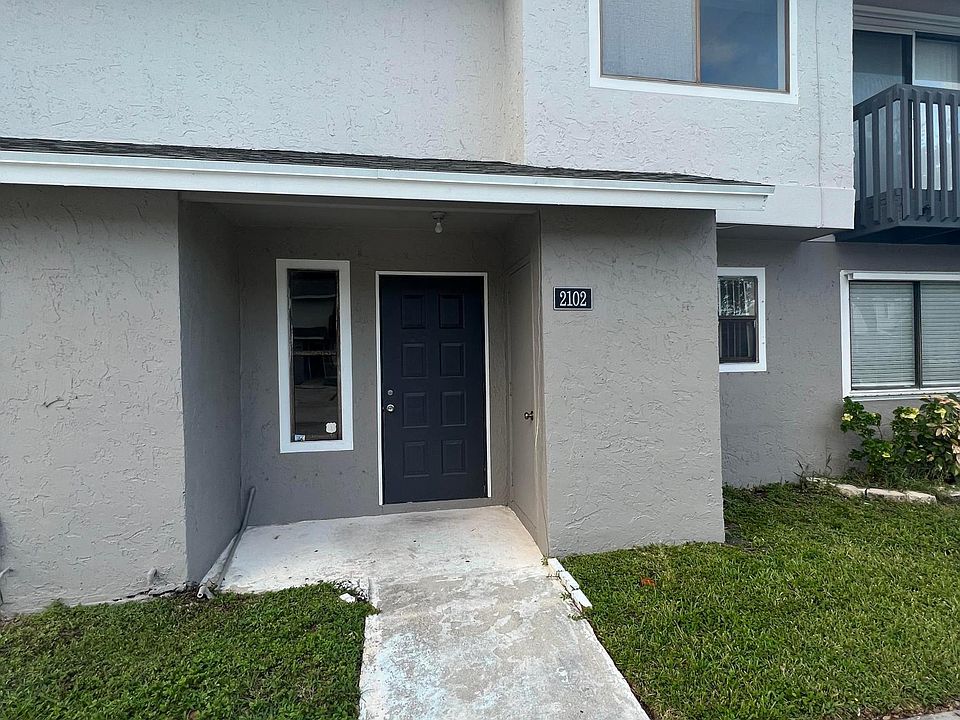 1st image of 2102 Wharf Ln