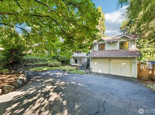 Lago Vista #3, Shoreline, WA 98155