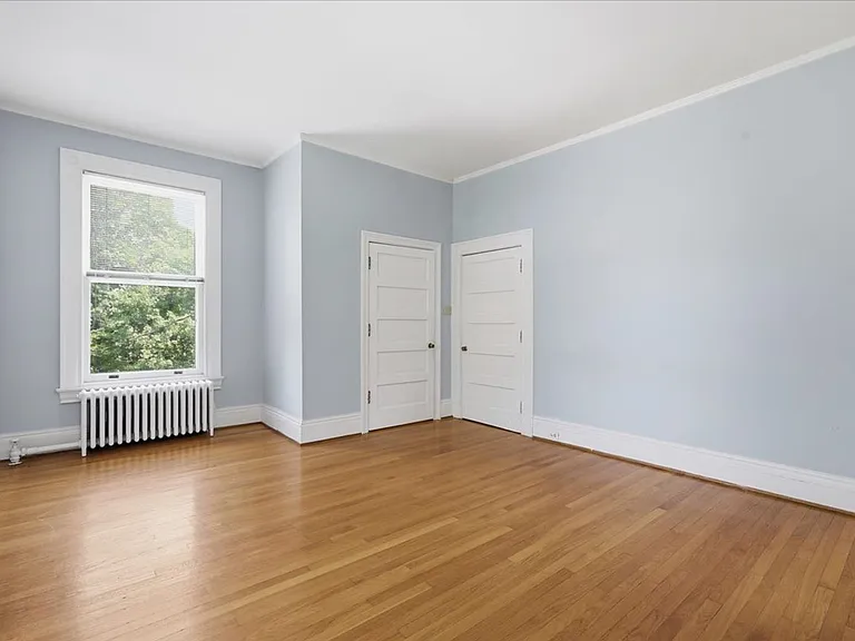 825 Delaware Ave — Photo 19