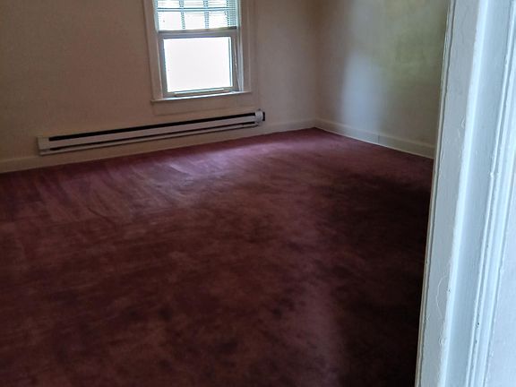 2nd image of 557 1/2 Tecumseh St