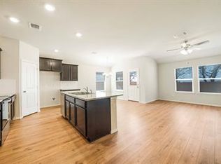 115 Nathaniel Dr #10450975, Taylor, TX 76574