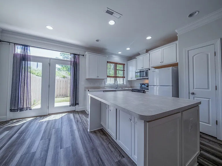 3836 Thistleberry Rd — Photo 8