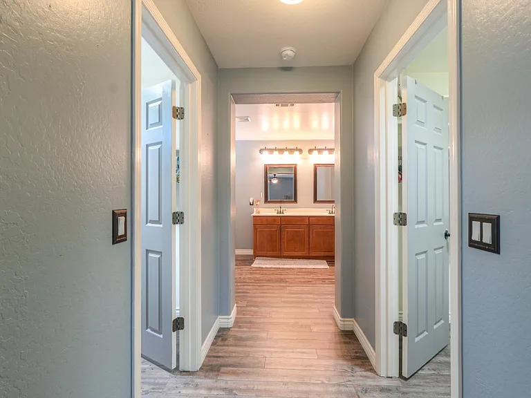 204 S La Amador Trl — Photo 26