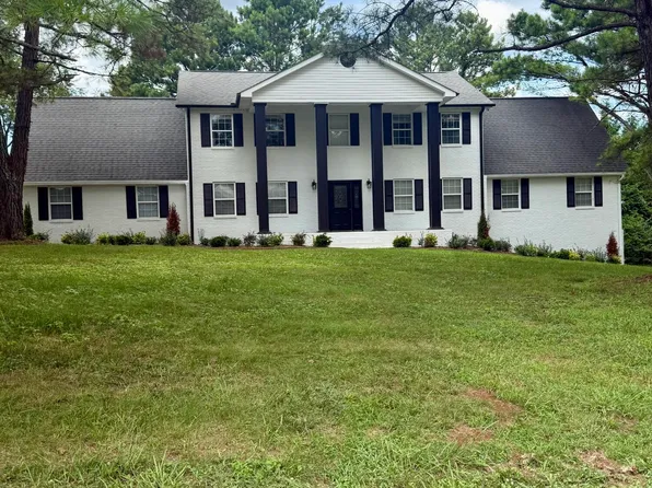 12801 Peach View Dr, Knoxville, TN 37922