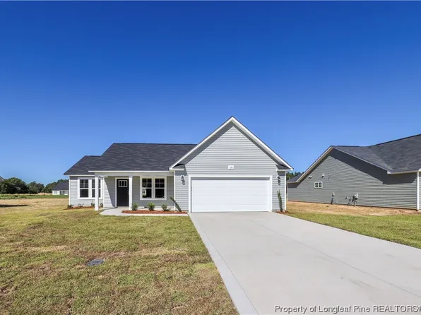 108 Guard Ln, Parkton, NC 28371