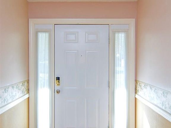 4th image of 4344 Burtonwood Dr