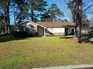 3260 Stonehaven Dr, North Charleston, SC 29420
