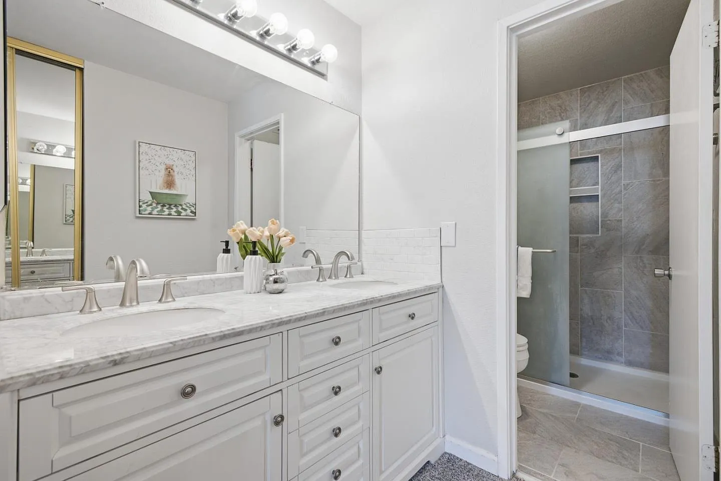 2 bed, 1233 sqft, $3,600 — Photo 3