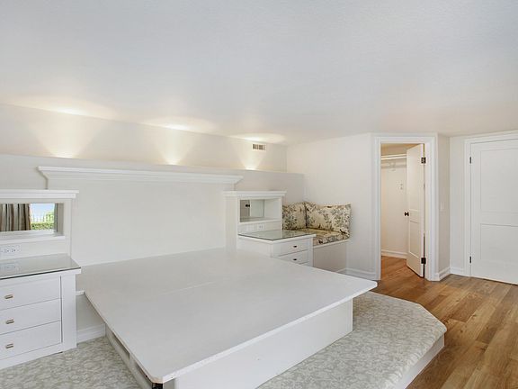 2nd image of 5329 E Tisbury Ct