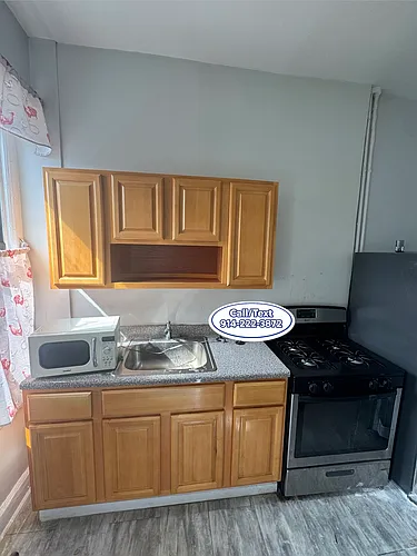 73 N Broadway #2S Photo 1