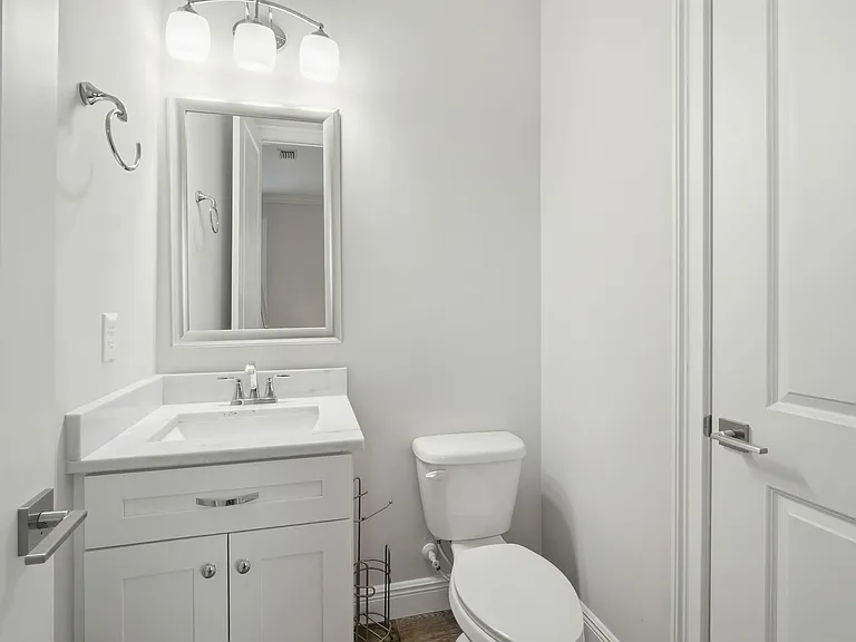 3008 W Julia St #2 — Photo 10