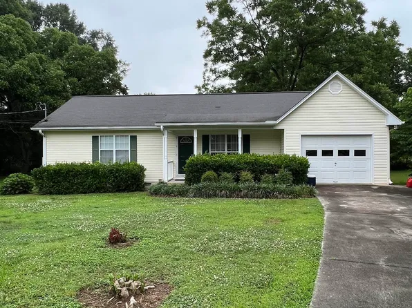 4418 McBrayer Rd, Flowery Branch, GA 30542