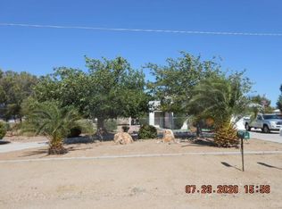 11489 Hemlock Rd, Hesperia, CA 92345