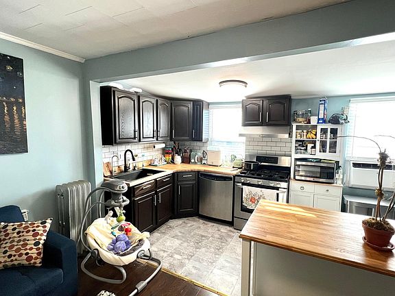 3rd image of 123-10 103rd Ave