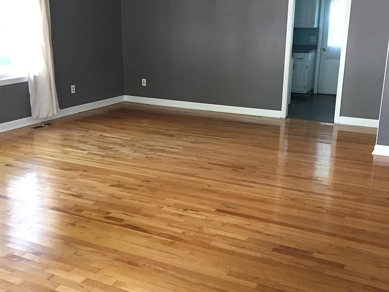 17 Moore Ave — Photo 9