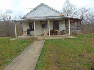 1106 Vineyard Rdg, Looneyville, WV 25259