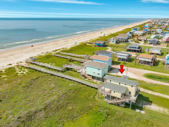 2032 Blue Water Hwy, Freeport, TX 77541