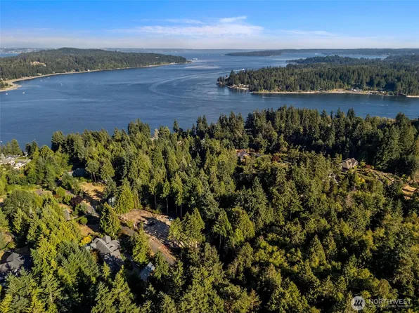 0 Point White Drive NE, Bainbridge Island, WA 98110