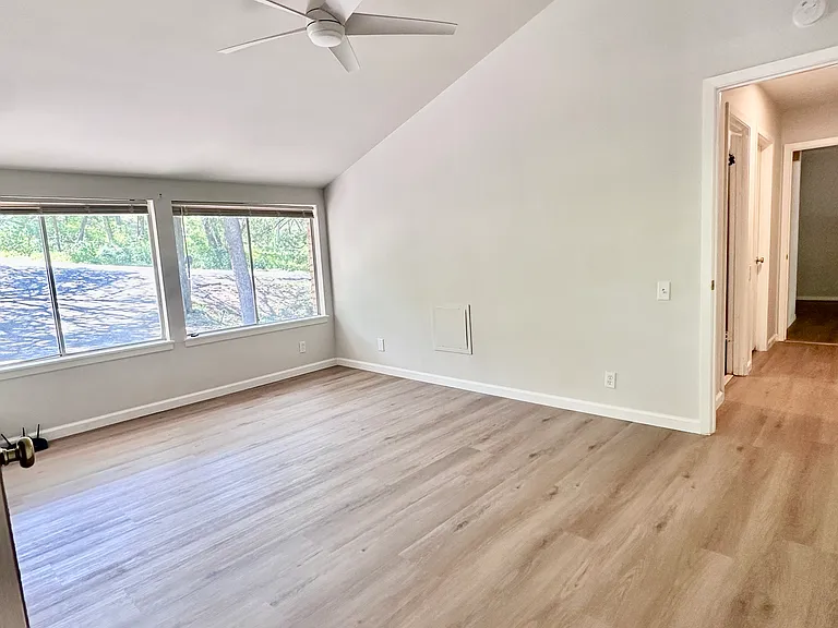1603 Westlake Dr — Photo 18