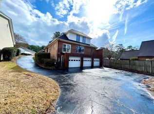 102 Glen Eagle Cir, Thomasville, GA 31792