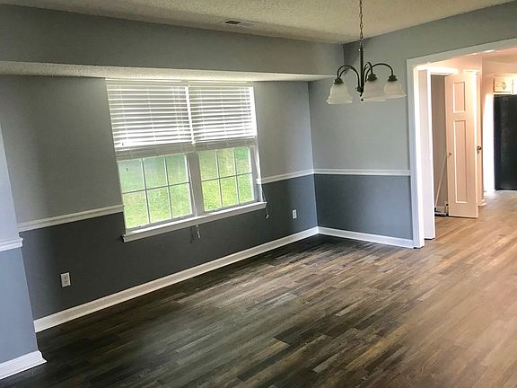 4th image of 81 Whispering Pine Dr