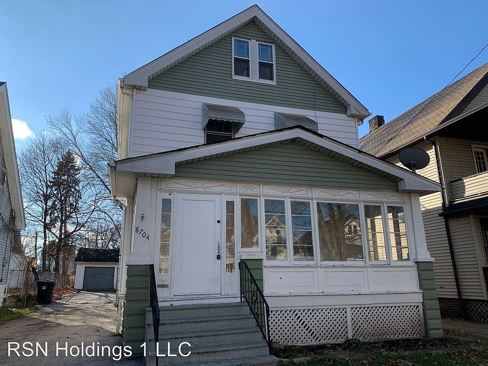 1st image of 8704 Vineyard Ave