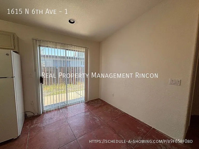 1615 N 6th Ave #1 — Photo 5