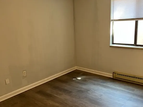 407 N 4th St APT 5, Kingston, TN 37763