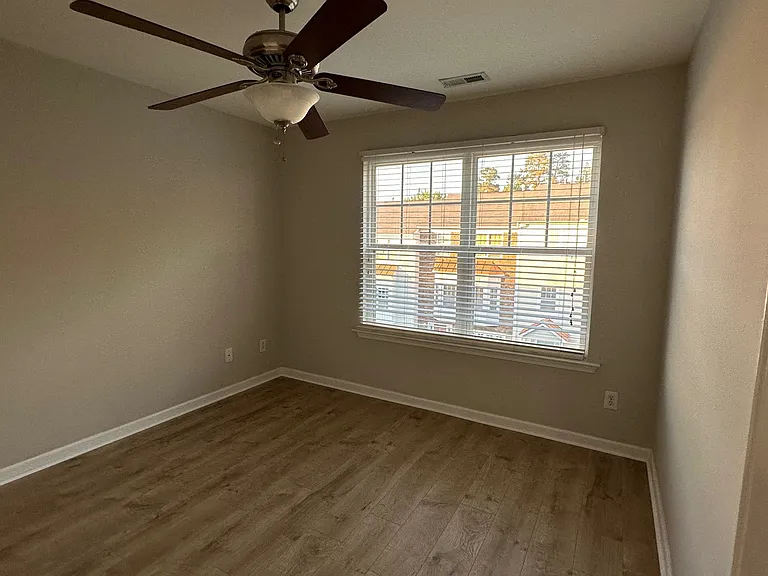 11833 Canemount St — Photo 20