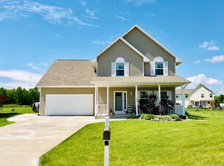 264 Fort Dr, Neenah, WI 54956